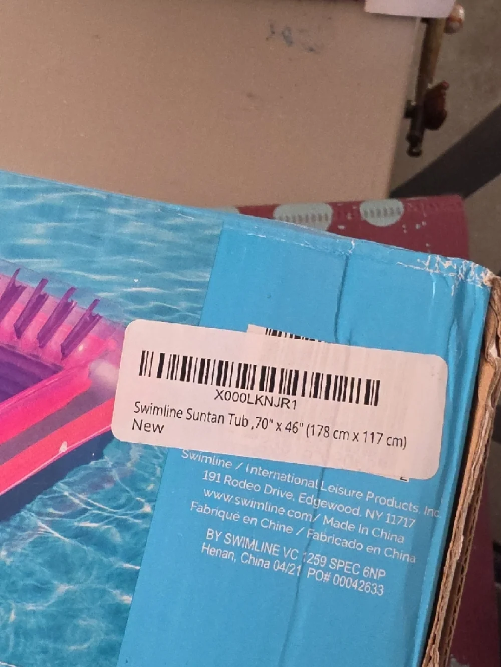 Pink Inflatable SunTanning Lounger - Picture 3 of 3